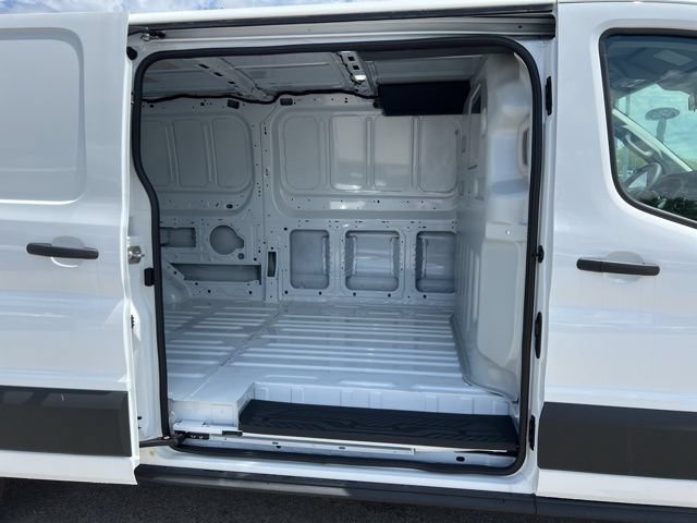 New 2023 Ford Transit 150 Low Roof RWD image 20
