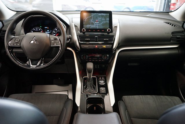 Used 2025 Mitsubishi Eclipse Cross SE image 40