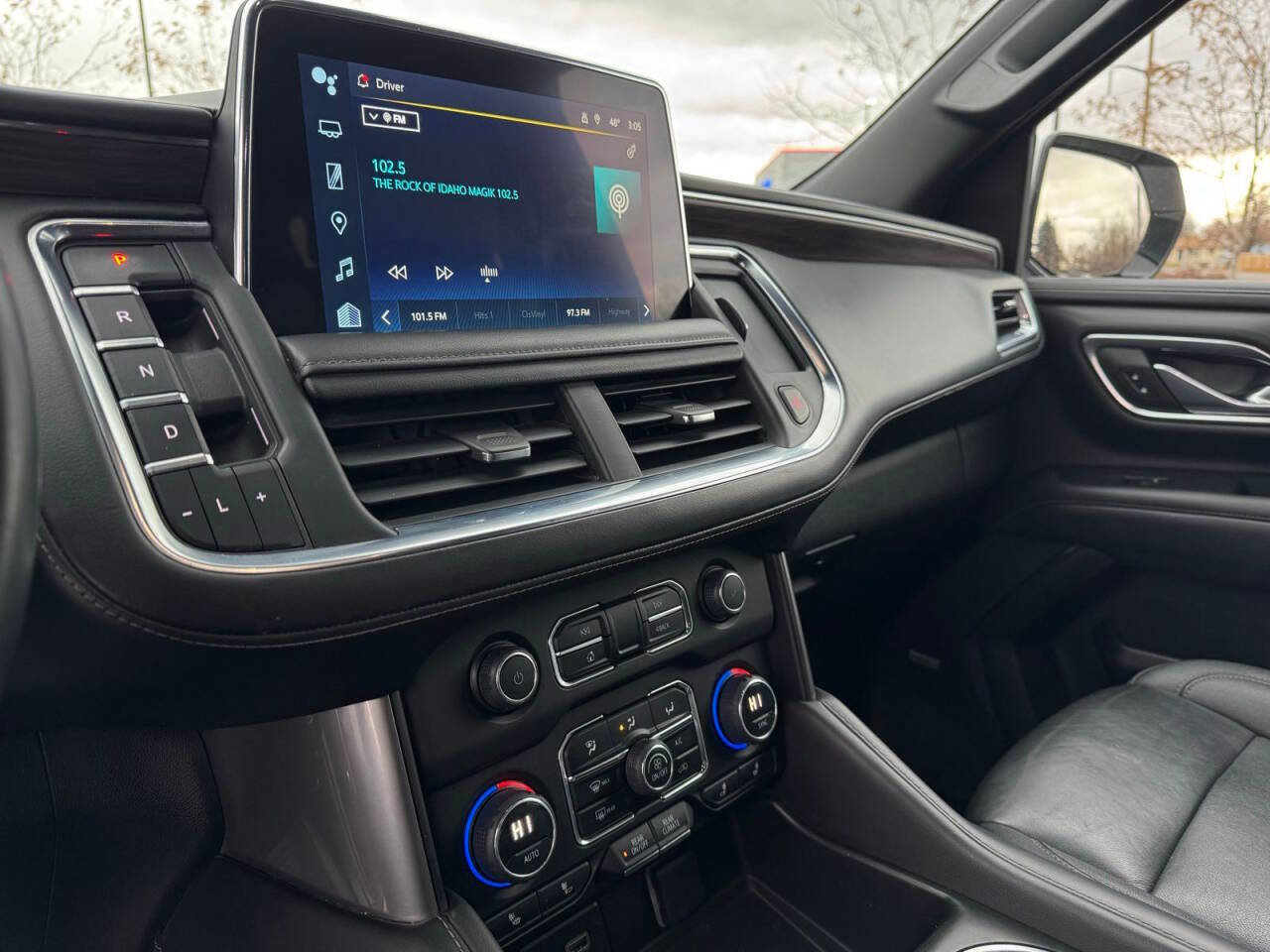 Used 2023 Chevrolet Suburban LT image 21