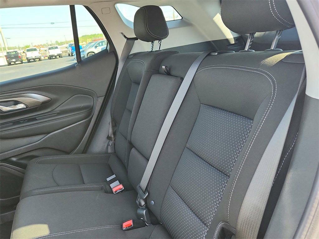 New 2024 GMC Terrain SLE image 21