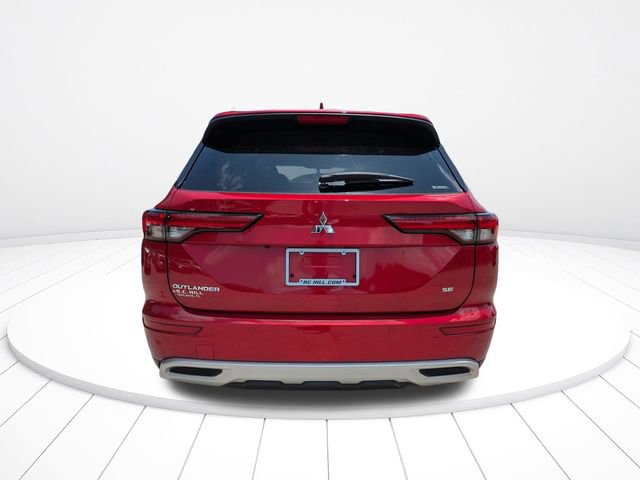 Used 2023 Mitsubishi Outlander SE AWD/4WD image 5