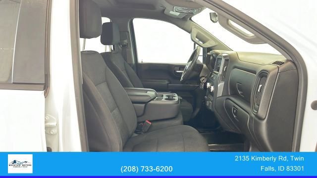 Used 2023 GMC Sierra 2500 Pro w/ Gooseneck/5TH Wheel Package image 32