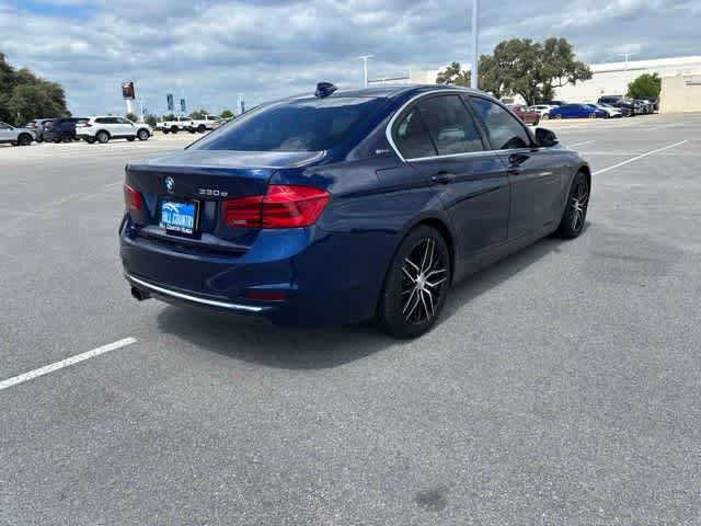 Used 2018 BMW 330e w/ Premium Package RWD image 5
