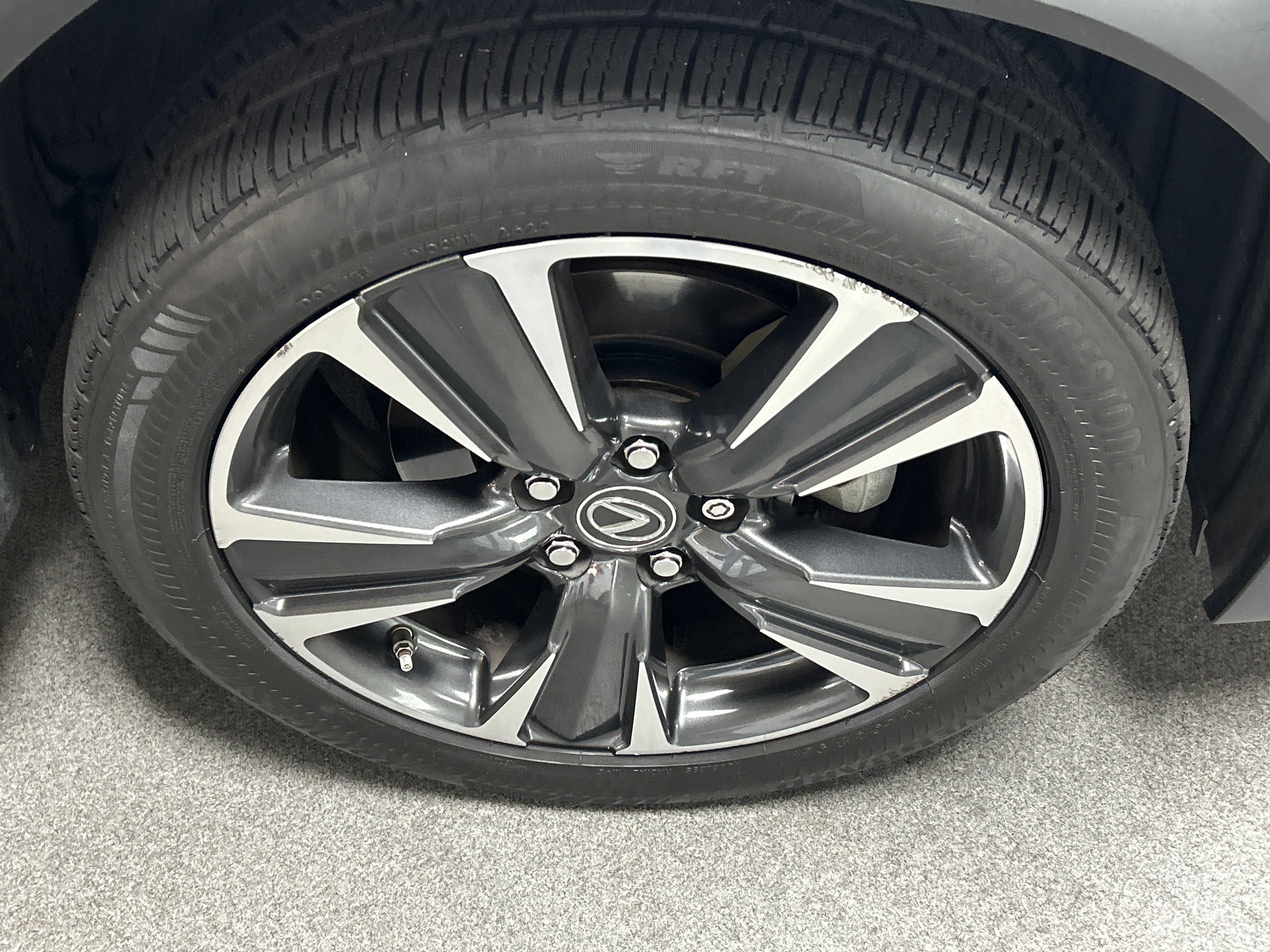 Used 2020 Lexus UX 250h w/ Premium Package AWD/4WD image 13