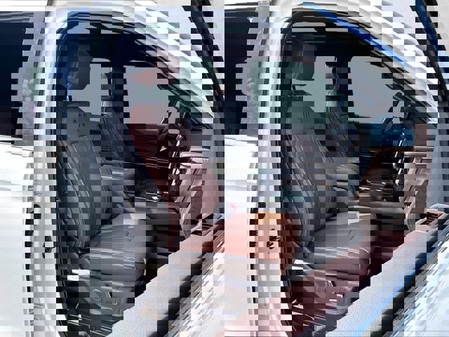 Used 2022 Ford Expedition King Ranch image 9