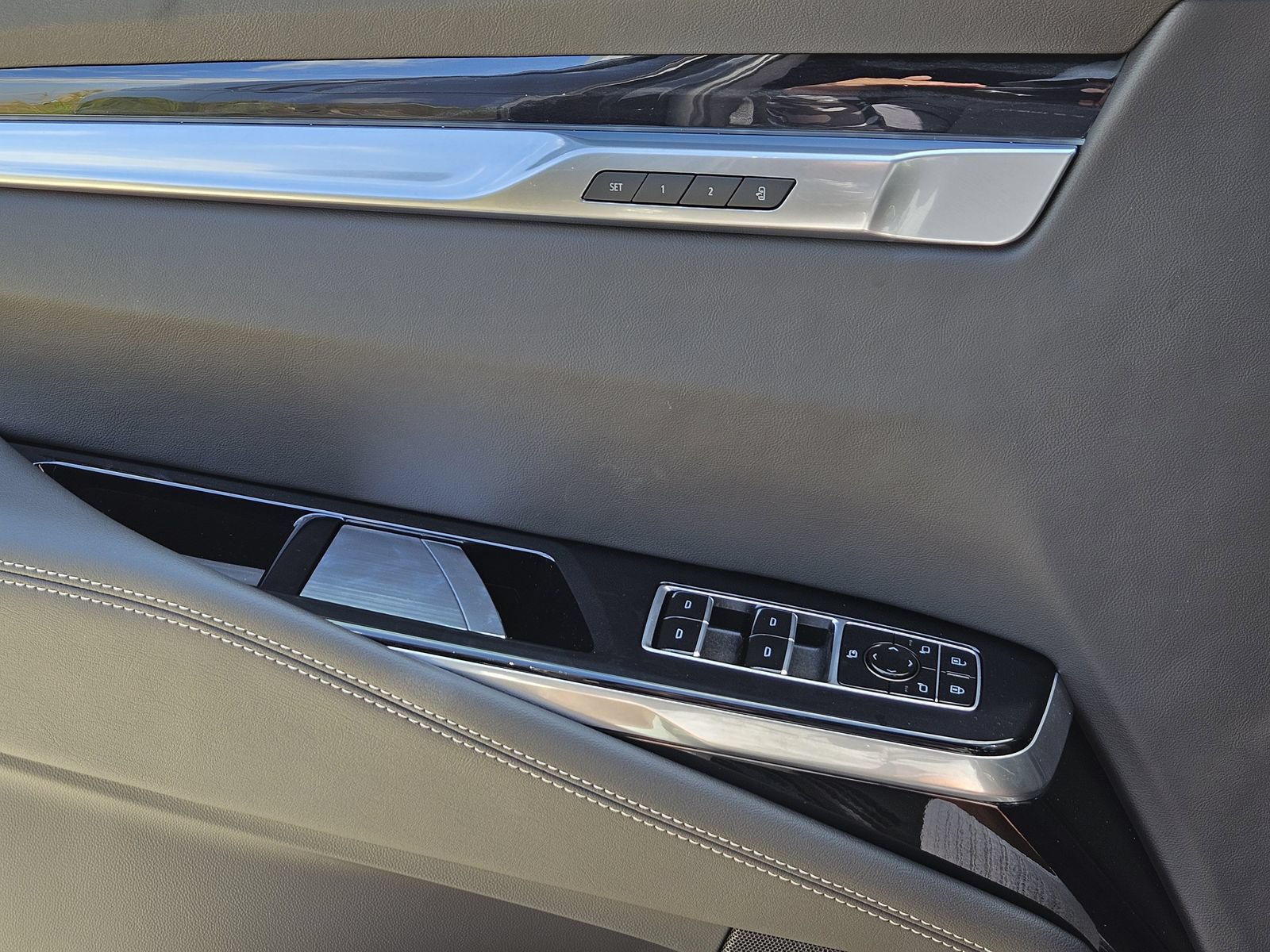 New 2026 Cadillac Escalade Sport w/ Touring Package AWD/4WD image 23