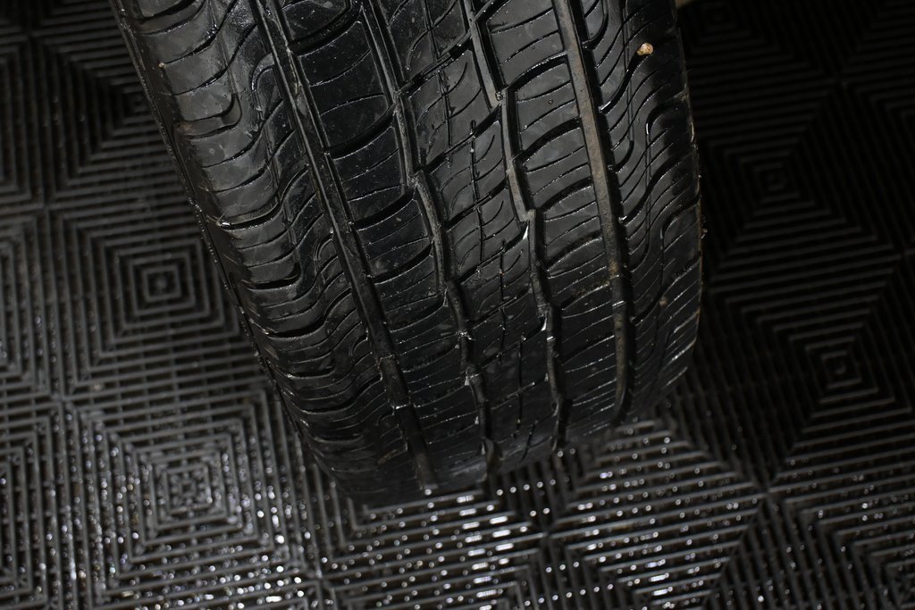 Used 2006 Lincoln Mark LT 4x4 image 17