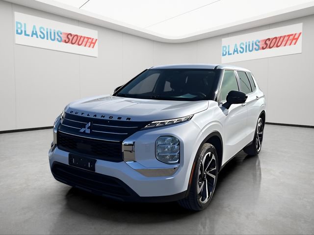 Used 2022 Mitsubishi Outlander ES image 7