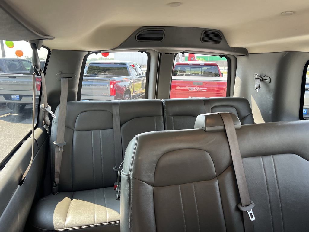 Used 2023 Chevrolet Express 3500 LS image 22