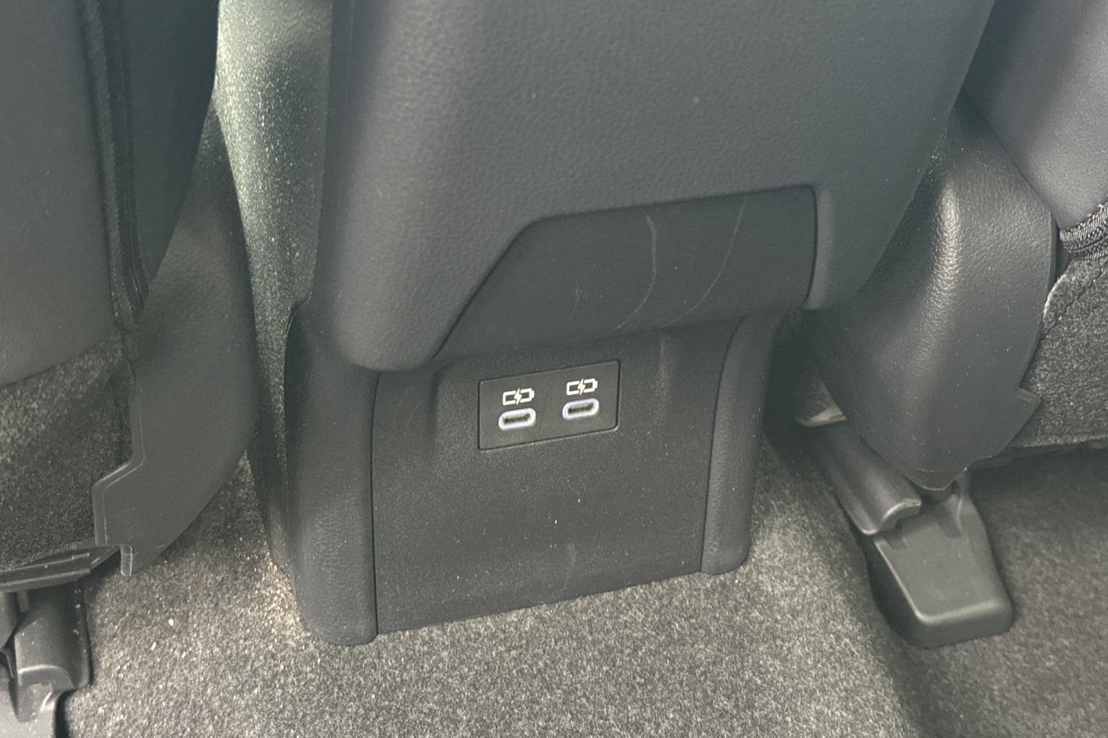 Used 2026 Toyota Prius LE FWD image 42