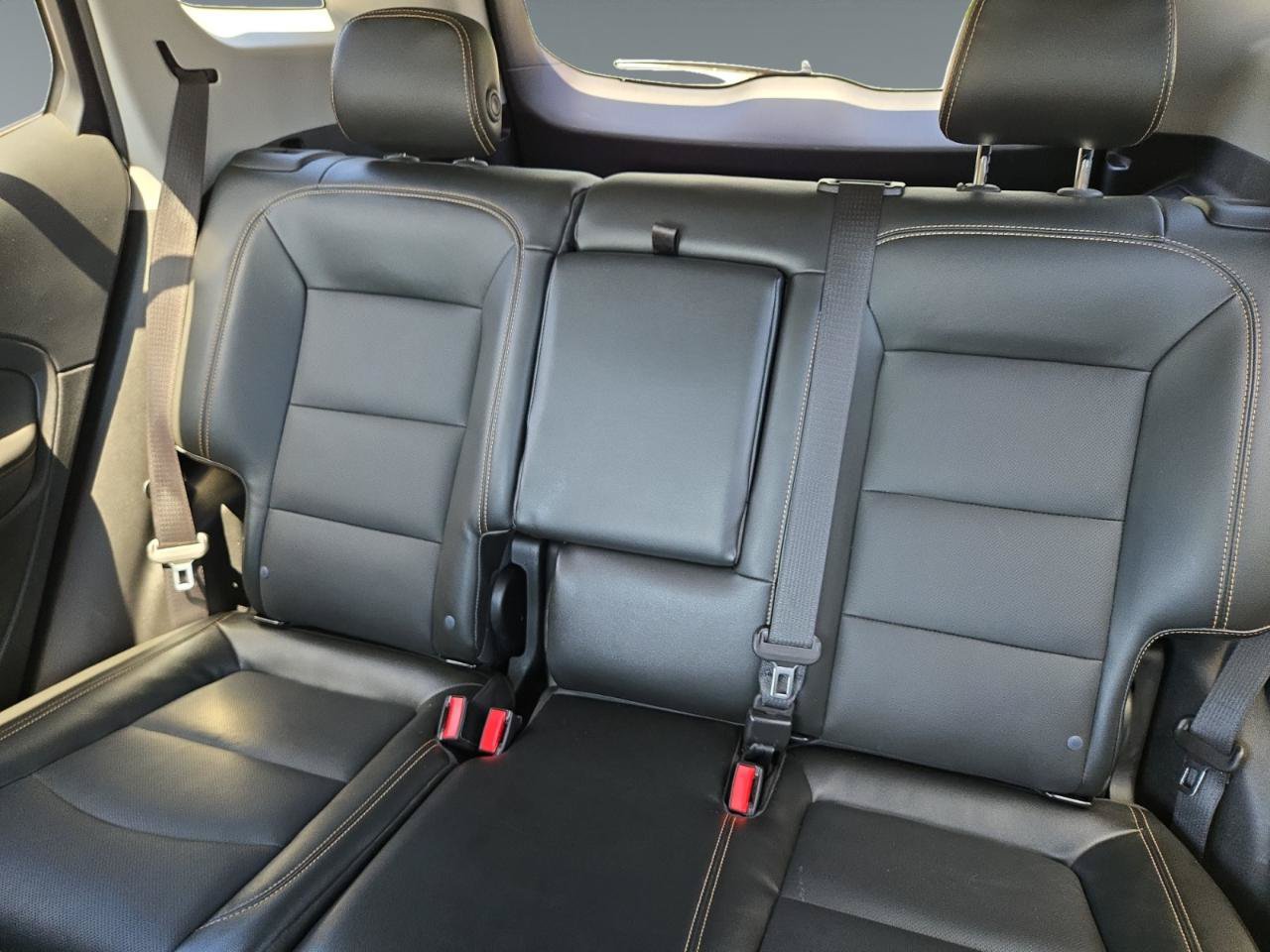 Used 2020 GMC Terrain SLT AWD/4WD image 13