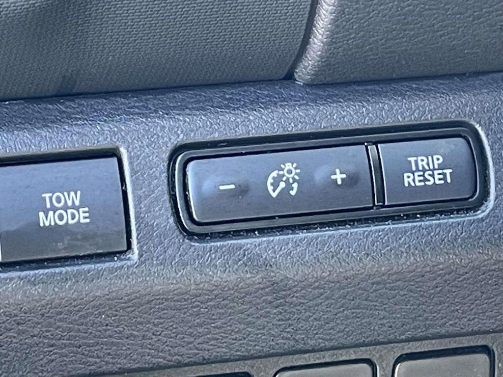 Used 2022 Nissan Frontier S w/ Technology Package image 17