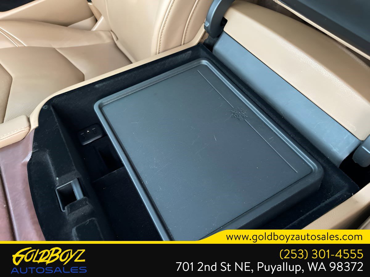 Used 2017 Cadillac Escalade ESV Platinum image 54