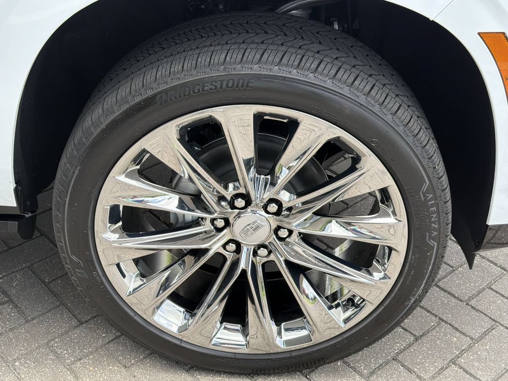 New 2026 Cadillac Escalade ESV Platinum Luxury w/ LPO, Radiant Package AWD/4WD image 9