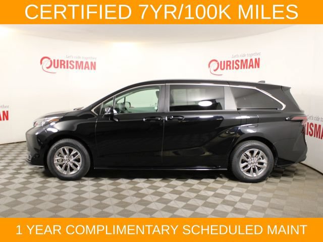 Used 2025 Toyota Sienna LE FWD image 6