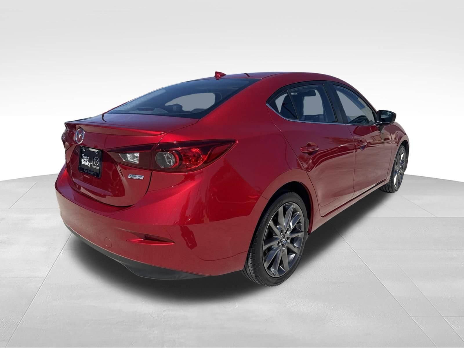 Used 2018 MAZDA MAZDA3 Touring FWD image 5