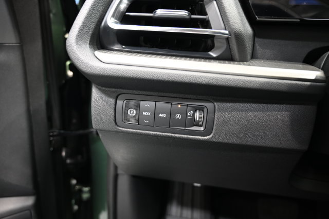 New 2027 Chevrolet Traverse LT w/ LPO, Floor Liner Package AWD/4WD image 26