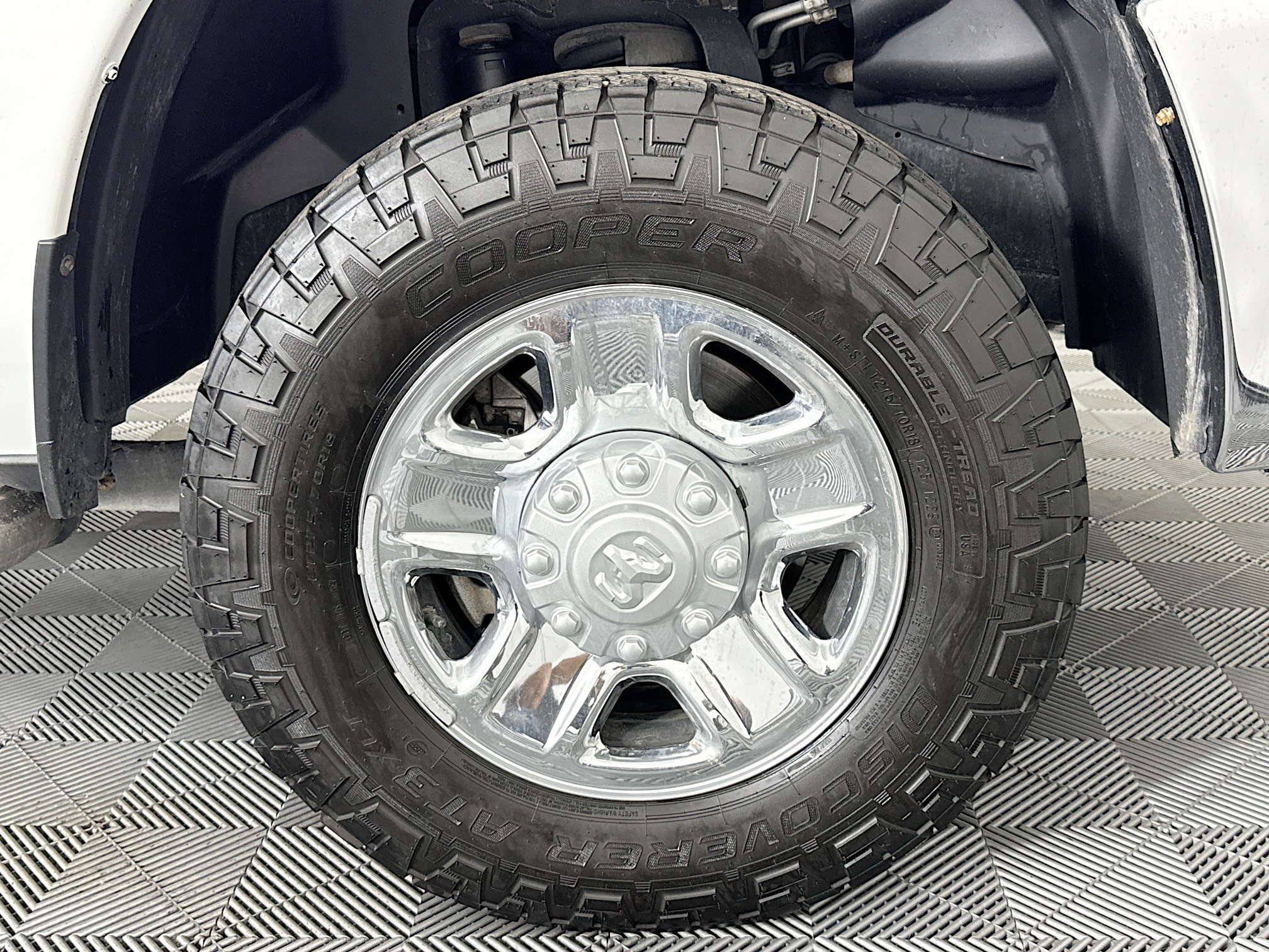 Used 2022 RAM 3500 Tradesman image 31