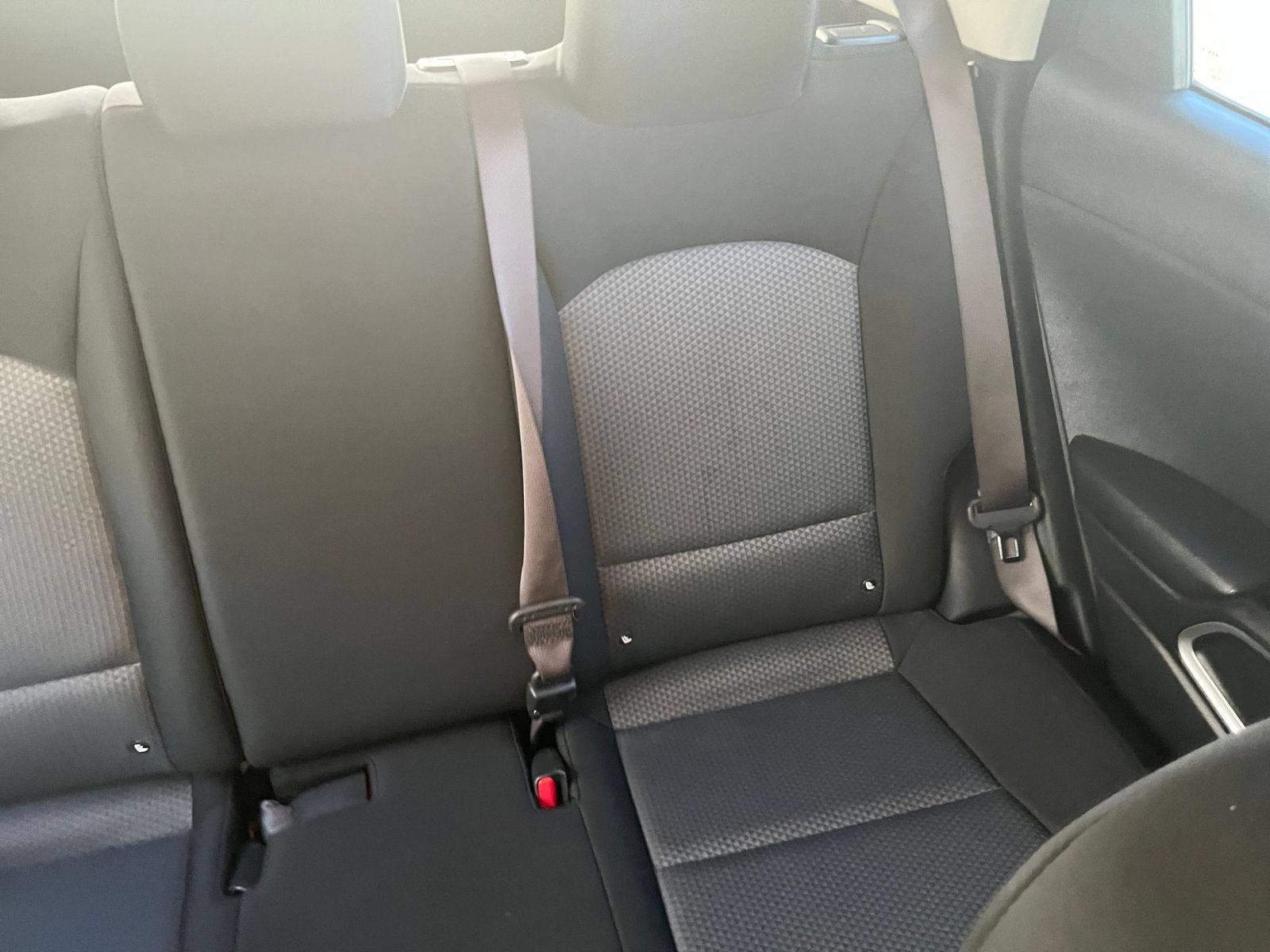 Used 2025 Kia Soul LX w/ LX Technology Package FWD image 34