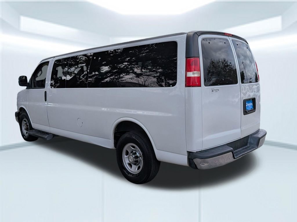 Used 2019 Chevrolet Express 3500 LT w/ LT Preferred Equipment Group image 2