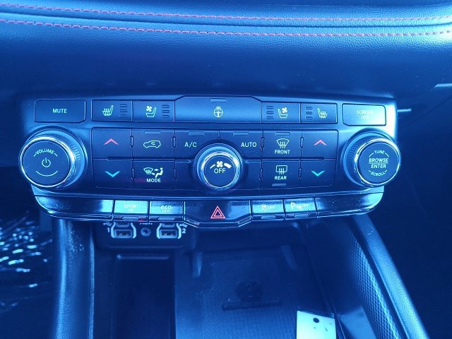 Used 2023 Dodge Durango R/T w/ Blacktop Package AWD/4WD image 12