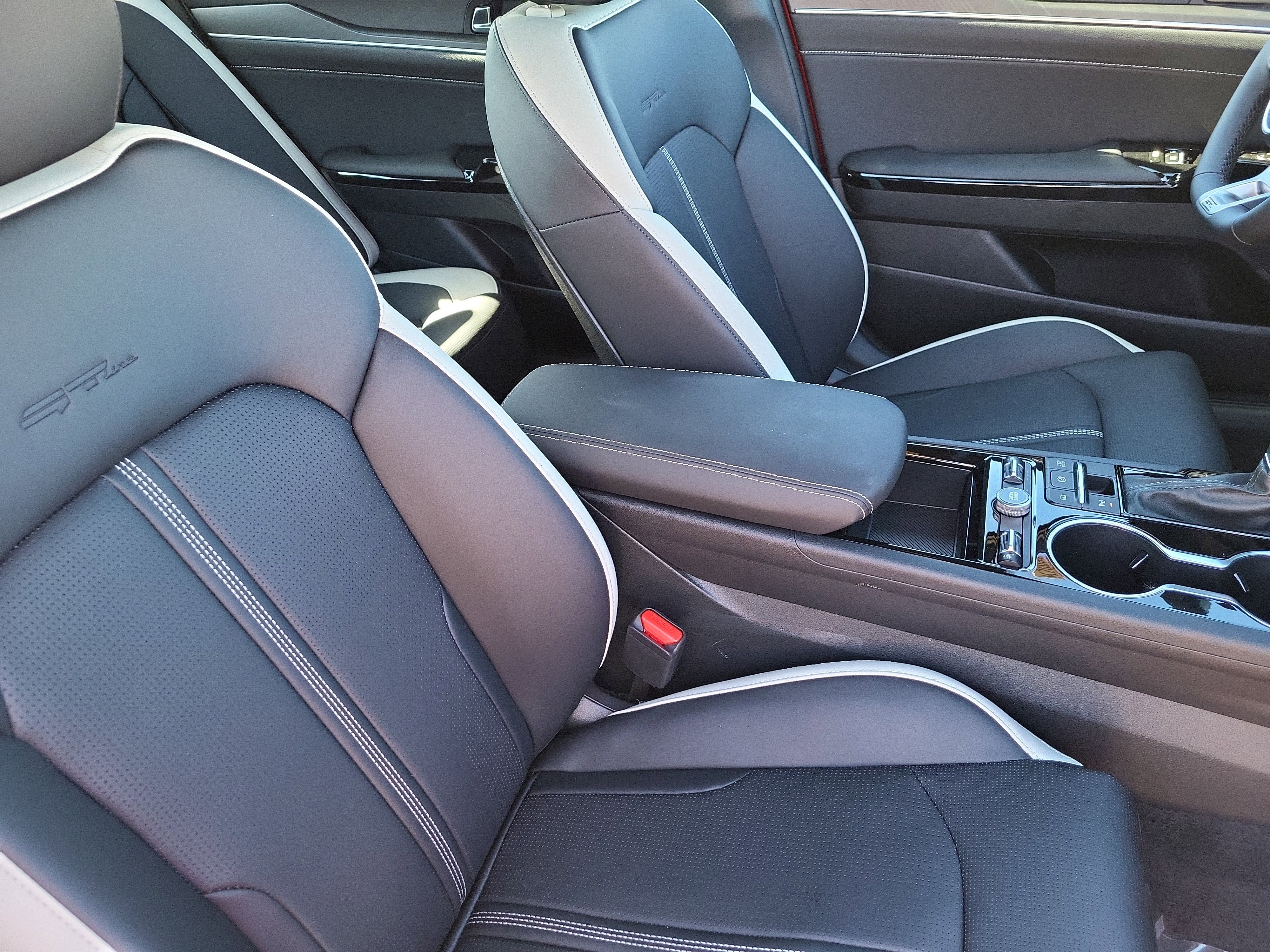 New 2026 Kia K5 GT-Line FWD image 13