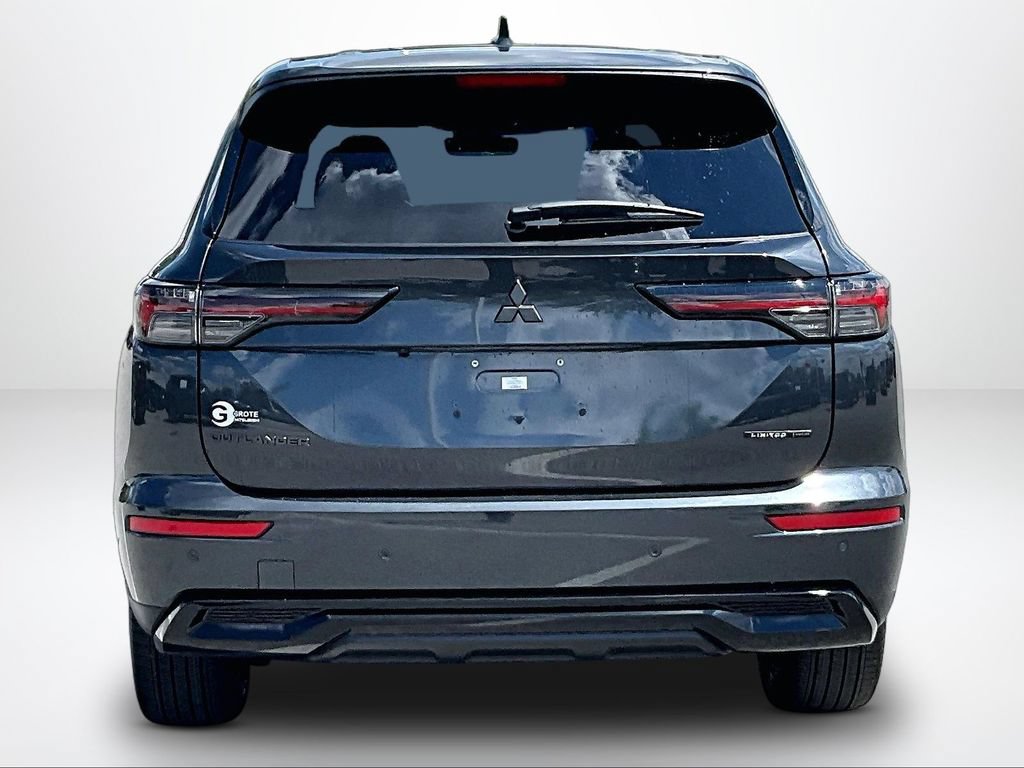 New 2026 Mitsubishi Outlander LE FWD image 5