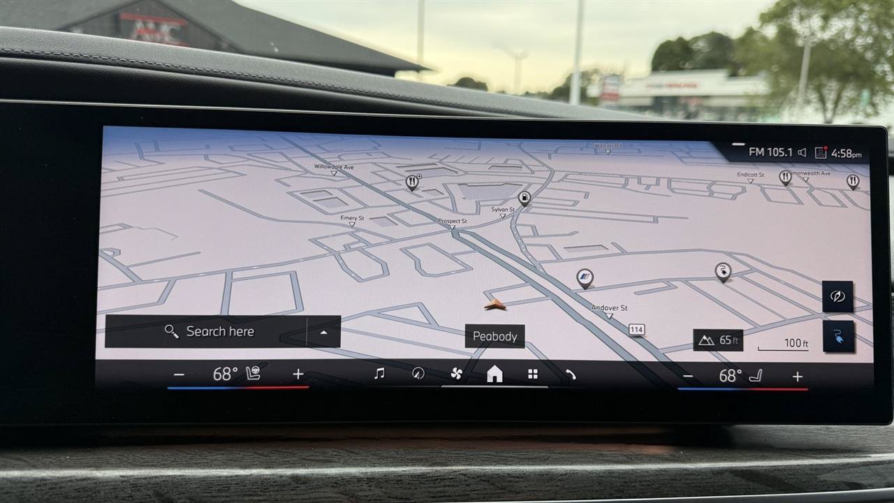 Used 2023 BMW i7 xDrive60 AWD/4WD image 57