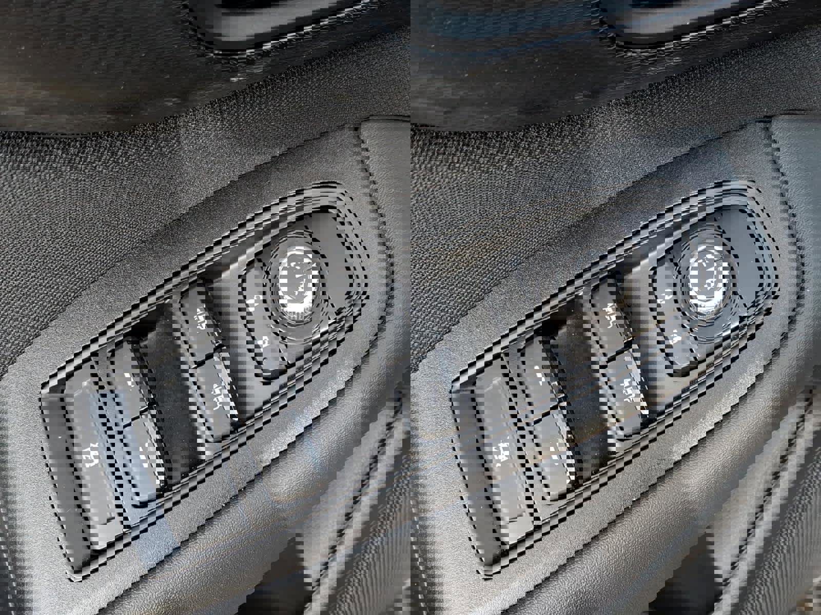 Certified 2025 Subaru Outback Premium w/ Popular Package #1A image 24