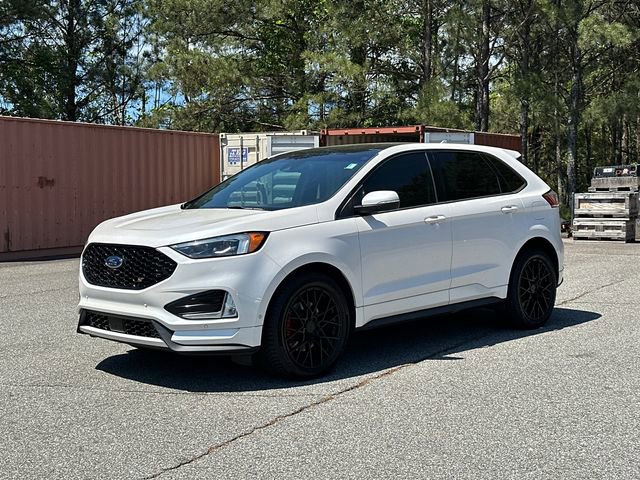 Certified 2019 Ford Edge ST w/ Equipment Group 401A AWD/4WD image 3