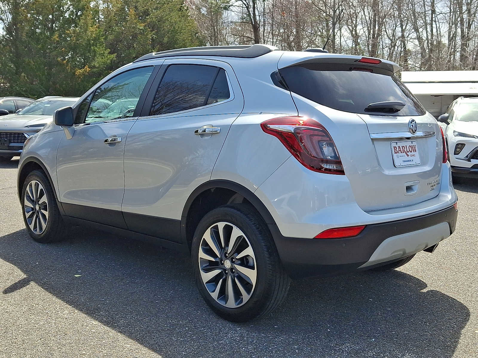 Certified 2022 Buick Encore Preferred w/ Safety Package II image 4