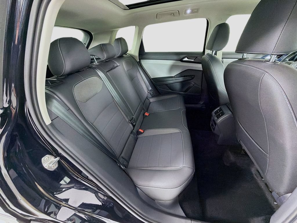 Certified 2023 Volkswagen Taos SE AWD/4WD image 26