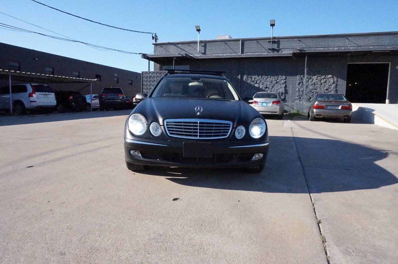 Used 2004 Mercedes-Benz E 500 4MATIC Wagon image 2
