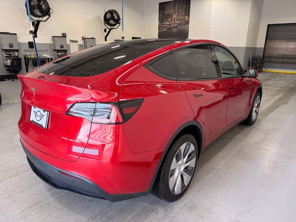 Used 2024 Tesla Model Y Long Range image 6