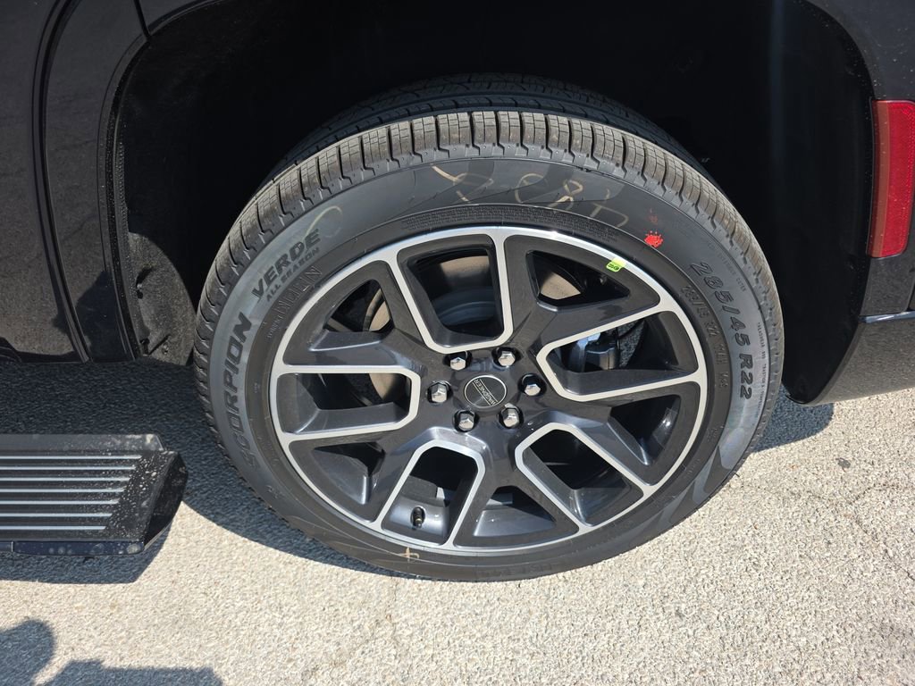 New 2025 Jeep Wagoneer Series III w/ Quick Order Package 25C Super image 13