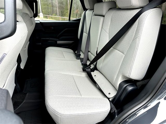 New 2026 Toyota 4Runner SR5 image 15