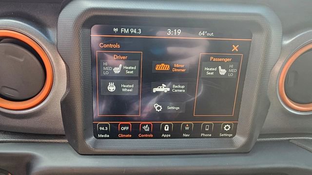 Used 2023 Jeep Gladiator Mojave w/ Cold Weather Group AWD/4WD image 7