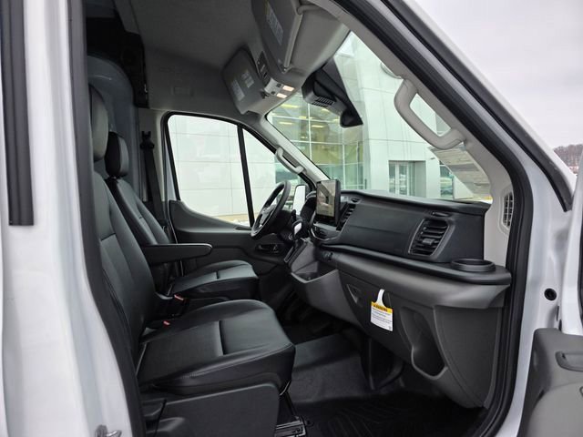 New 2026 Ford Transit 250 148 Medium Roof RWD image 26