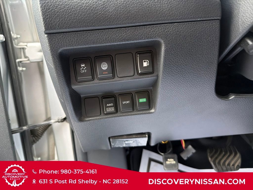 Certified 2020 Nissan Rogue S image 17