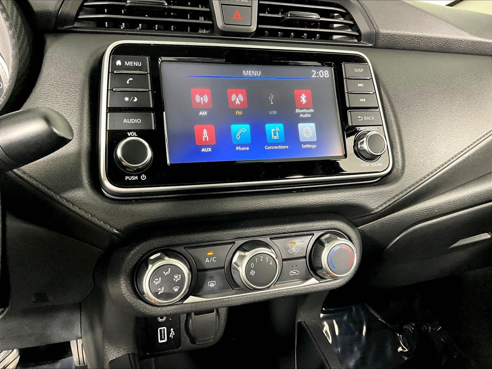 Certified 2021 Nissan Versa S FWD image 38