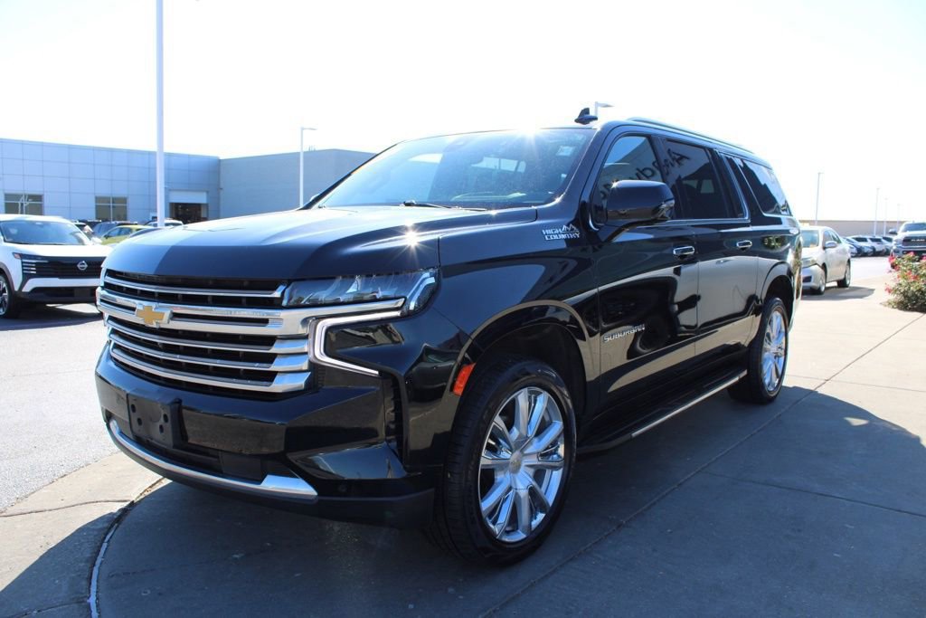 Used 2021 Chevrolet Suburban High Country image 3