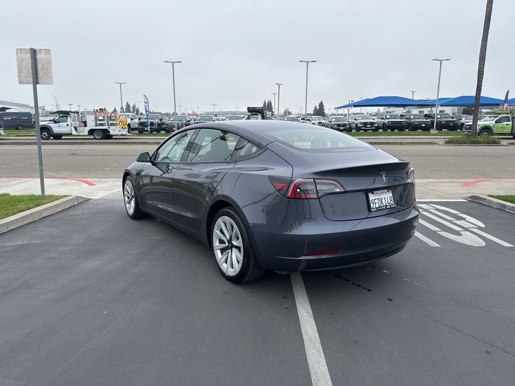 Used 2023 Tesla Model 3 Standard Range image 9