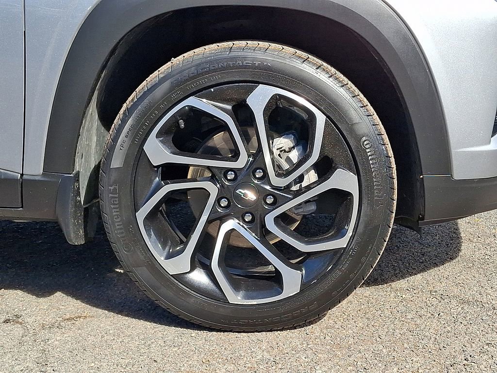 Used 2024 Chevrolet Trax RS w/ Driver Confidence Package image 34