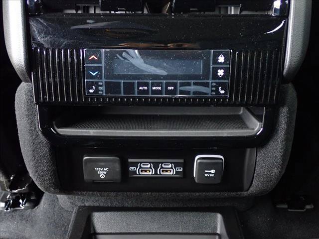 New 2026 Jeep Grand Wagoneer Limited AWD/4WD image 11