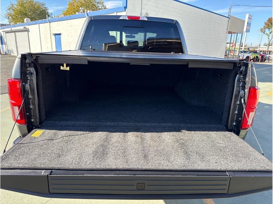 Used 2019 Ford F150 Platinum w/ Equipment Group 701A Luxury image 21
