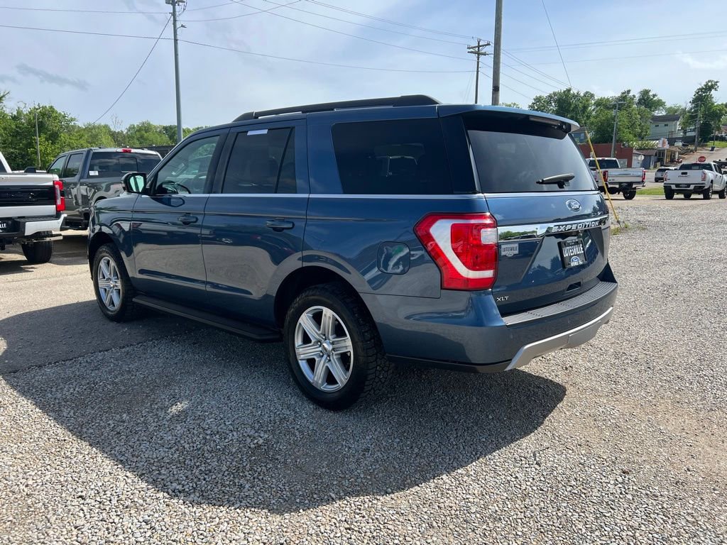 Used 2018 Ford Expedition XLT w/ Equipment Group 202A AWD/4WD image 6