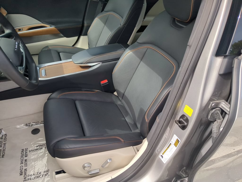 Used 2024 Lucid Air Touring AWD/4WD image 20