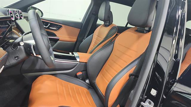 Used 2025 Mercedes-Benz GLC 300 image 13