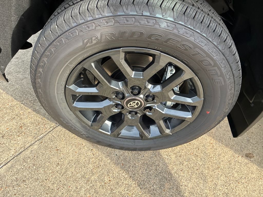 New 2026 Toyota Tundra Platinum AWD/4WD image 37