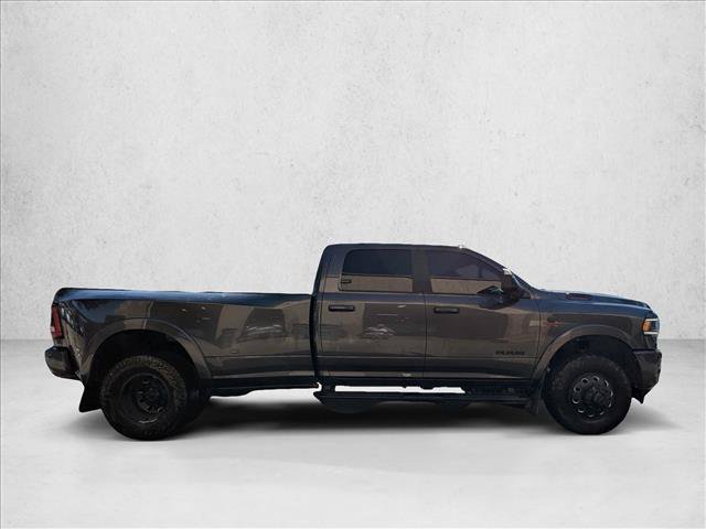 Used 2022 RAM 3500 Laramie w/ Night Edition AWD/4WD image 4